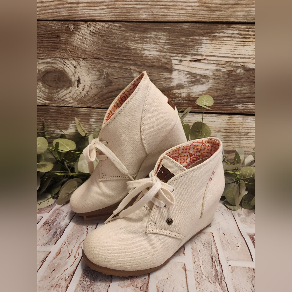 Mad Love Beige Canvas Wedge Heel Ankle Boots Size 8